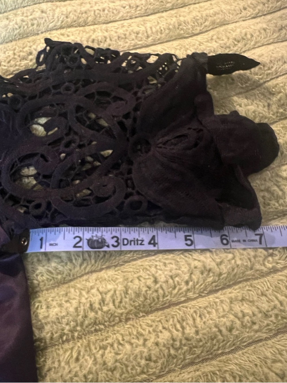 Black Pineapple Print Dress Adjustable Straps Lace Sleeve
Medium Boho - Picture 13 of 15